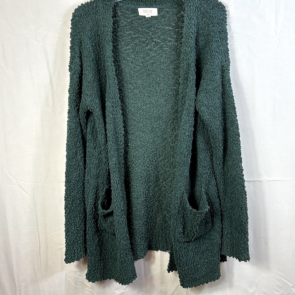 Peach Love Green Cardigan Size Large Popcorn Look Front Pockets Like New